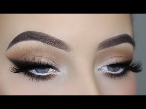 Makeup Simple Tutorial, Smoked Out Winged Liner, Winged Liner Tutorial, Winged Liner Makeup, Liner Tutorial, Easy Winged Eyeliner, Eyeshadow For Green Eyes, Perfect Winged Eyeliner, Winged Eyeliner Tutorial