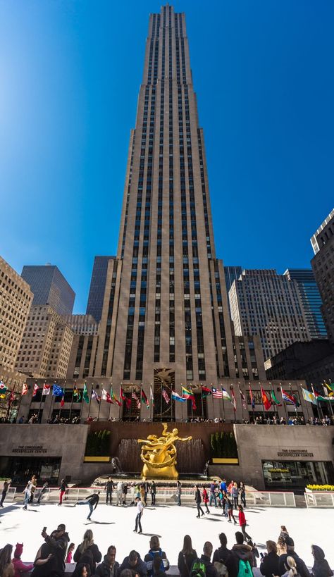 Rockefeller Centre, Rockerfella Centre, Nyc Rockefeller Center, New York Rockefeller Center, Rockefeller Center Ice Skating, Manhattan Times Square, Usa Pictures, Broadway Nyc, Ice Skating Rink