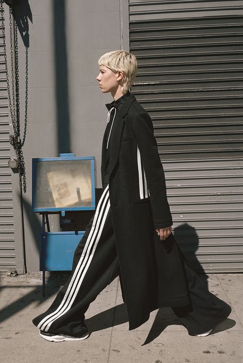 #LESPORTS - Y-3 FALL 2018 AD CAMPAIGN CHAPTER 1 | Y-3, the sportswear label created by adidas and Yohji Yamamoto, is out the gate early this season with a campaign entitled  “Nice to Meet You” | #LoveUs Mode Dope, Nylon Skirt, Dope Style, Sport Clothing, Look Adidas, Fashion Network, Adidas Fashion, Adidas Outfit, Dope Fashion