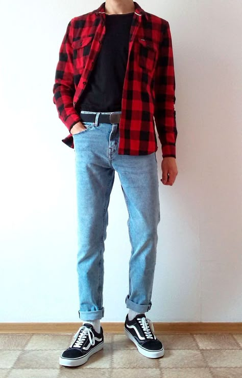 Vans Outfit Men, Outfit Vans, 80s Fashion Men, Doc Martens Outfit, 90s Fashion Men, Look Office, Vans Outfit, Turtleneck Outfit, Mens Trendy Outfits