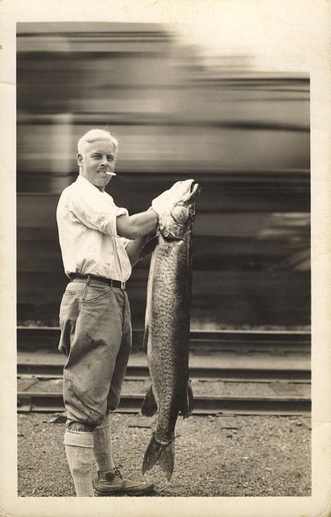 Catch of the day: vintage fishing photograph via The Boat Lullabies Musky Fishing, Trophy Fish, Fishing Photos, Fishing Photography, Pike Fishing, Outdoor Photos, Gone Fishing, Fish Camp, Going Fishing