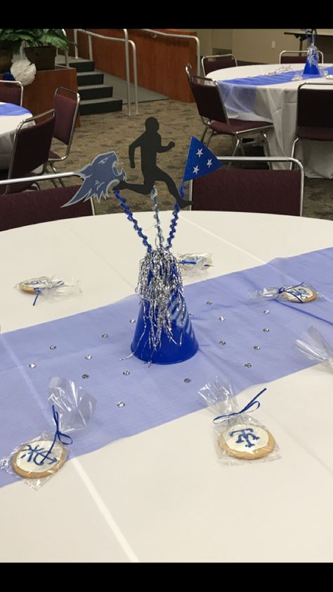 Cross Country Centerpiece Ideas, Track Banquet Ideas, Cross Country Banquet Centerpieces, Track Banquet Centerpieces, Track And Field Banquet Ideas, Cross Country Banquet Ideas, Cross Country Banquet, Sports Banquet Decorations, Track Banquet