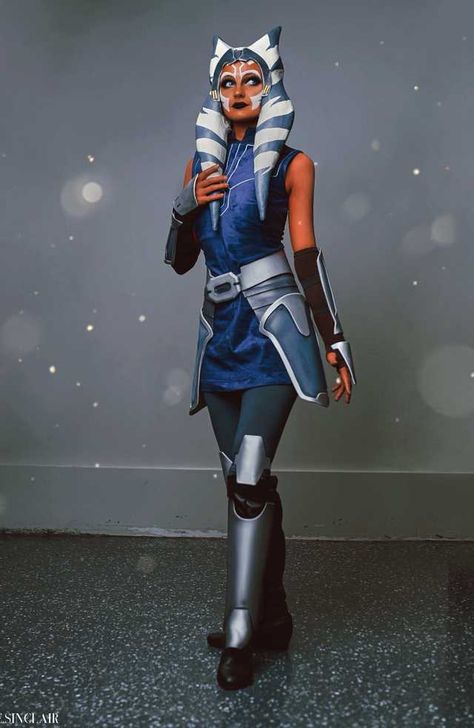 Clone Wars Season 7 Ahsoka Tano Cosplay - Imgur Ahsoka Clone Wars Cosplay, Ahsoka Costume Ideas, Star Wars Ahsoka Cosplay, Ahsoka Mandalorian Outfit, Ahsoka Tano Cosplay Diy, Ahsoka Tano Inspired Outfit, Ashoka Tano Costume Diy, Ahsoka Tano Halloween Costume, Ashoka Tano Disneybound