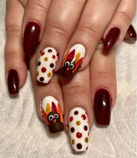 Thanksgiving Nails Easy, Turkey Nails, Fall Thanksgiving Nails, Holiday Themed Nails, Thanksgiving Nail Designs, Thanksgiving Nail Art, April Nails, Thanksgiving Nail, November Nails