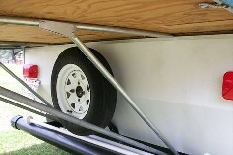 Pop Up Camper Bed Supports, Trailer Modifications, Rv Restoration, Jayco Campers, Tent Trailer Camping, Camper Tops, Camper Diy, Shed Tiny House, Camper Beds