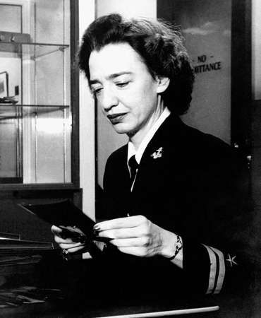 Being A Lady, Vassar College, Grace Hopper, A Lady, The First, Computer, History, Navy