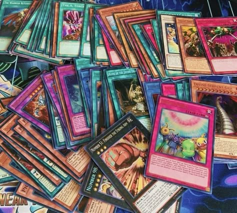 Cards Aesthetic, Yugioh Gx, Seven Deadly Sins Anime, Yugioh Cards, Alien Art, Family Night, Yu Gi Oh, Pink Diamond, Cool Wallpaper