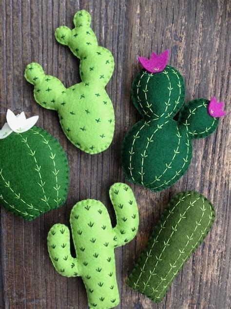 Felt Plants, Felt Cactus, Cactus Nursery, Paper Cactus, Cactus Craft, Flowering Cactus, Baby Mobil, Cactus Pillow, Cactus Diy