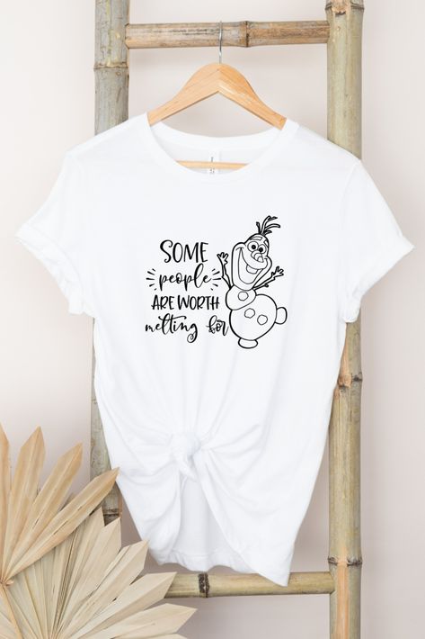 Olaf Disney Shirt, Frozen Shirts For Family, Frozen Disney Shirts Family, Elsa Shirts For Disney, Frozen Shirt Ideas, Frozen T Shirt, Olaf Shirt, Frozen Shirt, Disney World Shirt