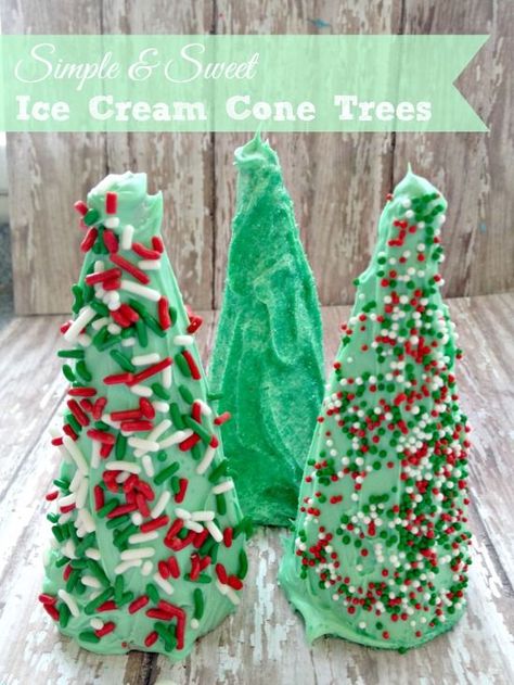 Ice Cream Cone Trees Recipe! Super FUN Christmas Treat Recipe and Decorations for Christmas! Ice Cream Cone Trees, Diy Christmas Tree Ideas, Simple Ice Cream, Gingerbread House Parties, Ice Cream Decorations, Cone Trees, Cone Christmas Trees, Christmas Hacks, Christmas Gingerbread House