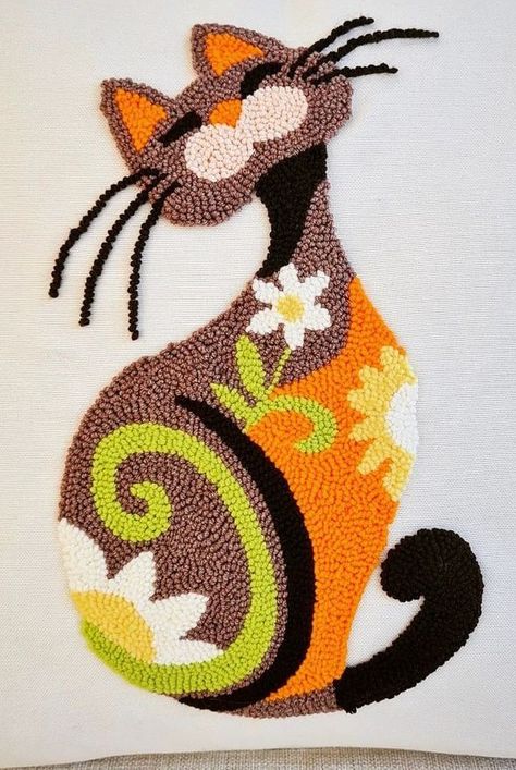 Punch Desenleri Modern, Cat Quilt Patterns, Embroidery Stitches Beginner, Diy Embroidery Designs, Jewelry Box Diy, Punch Needle Patterns, Crochet Animals Free Patterns, Diy Embroidery Patterns, Cat Quilt