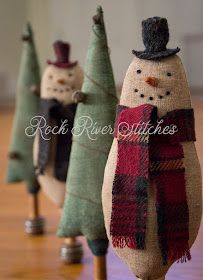 Primitive Snowmen Patterns, Christmas Sewing Patterns, Snowman Crafts Diy, Vintage Christmas Crafts, Rock River, Snowman Pattern, Snowman Christmas Decorations, Primitive Snowmen, Diy Snowman