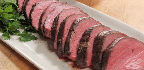 Filet of Beef with Mustard Mayo Horseradish Sauce By Ina Garten Ina Garten Beef Tenderloin, Roast Oven, Horseradish Sauce Recipe, Filet Of Beef, Beef Tenderloin Recipes, Hormel Recipes, Beef Meals, Tenderloin Roast, Beef Filet