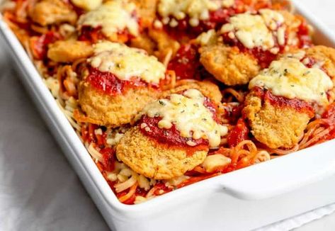 Chicken Parmesan With Chicken Tenders, Frozen Breaded Chicken Recipes, Frozen Chicken Parmesan, Chicken Strip, Chicken Parmesan Recipe Easy, Breaded Chicken Tenders, Chicken Parmesan Recipe, Cooking Frozen Chicken, Chicken Parmesan Casserole