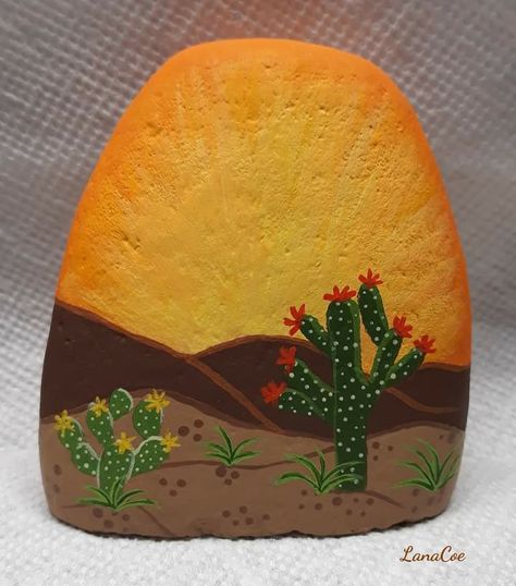 Desert Scene Painted Rocks, Desert Painted Rocks, Western Rock Painting Ideas, Desert Rocks, Painted Rock Cactus, Rock Cactus, Rock Flowers, Diy Rock Art, Painted Plant Pots