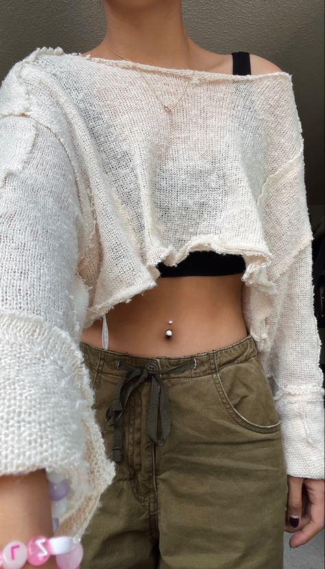 #fashion #outfits #aesthetic #outfitideas #selfie #bellybuttonpiercing Bellybuttonpiercing Outfit, Bellybuttonpiercing Aesthetic, Fashion Outfits Aesthetic, Bellybutton Piercings, Belly Button Piercing, Outfits Aesthetic, Piercings, Cute Outfits, Fashion Outfits