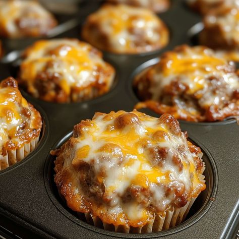 Simple Muffins, Stuffing Balls Recipe, Easy Corn Chowder, Crockpot Chicken Spaghetti, Hamburger And Potatoes, Sausage Muffins, Bacon Muffins, Slow Cooker Salisbury Steak, Beef Stroganoff Crockpot