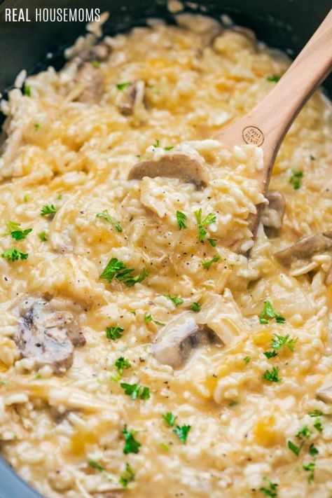 Crock Pot Chicken And Rice, Crockpot Rice Recipes, Soup Tortellini, Chicken Rice Casserole Recipes, Slow Cooker Creamy Chicken, Crockpot Soup, Creamy Chicken And Rice, Chicken Crockpot Recipes Easy, Cleaning Organization