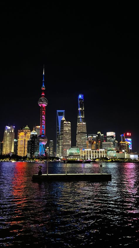 #china #changhai Shanghai Wallpaper, Shanghai Aesthetic, China Wallpaper, China Aesthetic, Black Lives Matter Art, Shanghai City, Huawei Wallpapers, China City, Fashion Gal