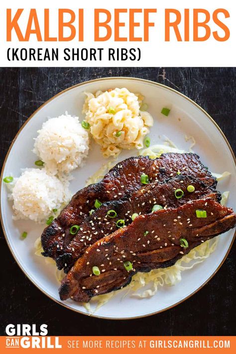 This recipe for grilled kalbi (Korean short ribs) uses two special ingredients to tenderize the meat and add sweetness to the vinegar and soy. Short Ribs Crock Pot, Short Rib Recipes Oven, Kalbi Short Ribs, Kalbi Beef, Ribs Recipe Oven, Korean Short Ribs, Short Ribs Slow Cooker, Ribs In Oven, Beef Ribs Recipe