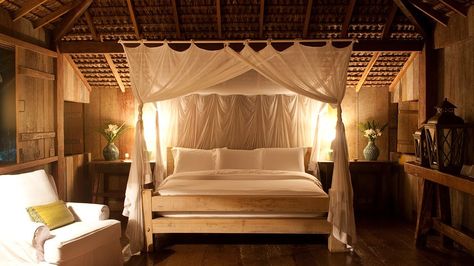 Soooo relaxing :) http://singingmommy.hubpages.com/hub/The-Ideal-Romantic-Bedroom---Decor-and-Design Attic Room Ideas, Bed Drapes, Attic Bedrooms, Attic Renovation, Attic Remodel, Attic Bedroom, Thatched Roof, Attic Rooms, Dreamy Bedrooms