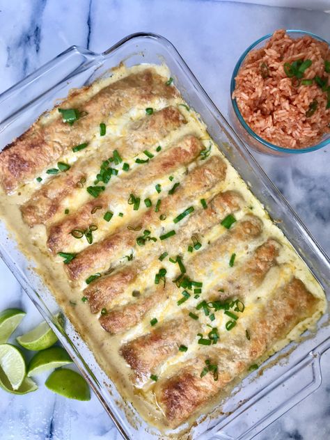 Honey Lime Enchiladas – Yummy Woodberries Honey Lime Chicken Enchiladas, Honey Lime Enchiladas, Honey Lime Chicken, Green Enchilada Sauce, Honey Lime, Lime Chicken, Enchilada Sauce, Chicken Enchiladas, Flour Tortillas