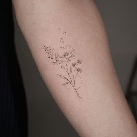 Tattoos Representing Family, Matching Family Tattoos, Always Tattoo, Flower Tattoo Drawings, Mommy Tattoos, Small Flower Tattoos, Flower Tattoo Arm, Wrist Tattoos For Women, Classy Tattoos