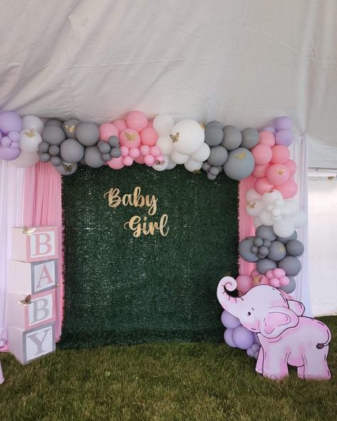 Baby shower for a girl, baby Elephant. Elephant baby shower. Baby shower for a girl Baby Shower For A Girl, Shower Funny, Elephant Shower, Elephant Baby Shower, Elephant Baby, Shower Baby, Girl Shower, Girl Baby Shower