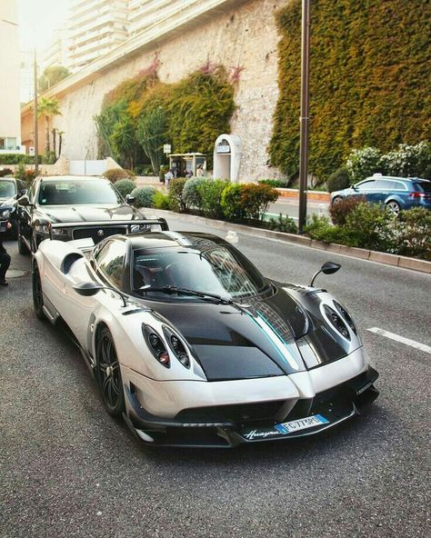 Pagani Huayra BC  ꜱɪɴ Pagani Hyura, Pagani Huayra Bc, Luxury Supercars, Hyper Cars, Car Game, Pagani Huayra, Car Games, Peterbilt, All Cars