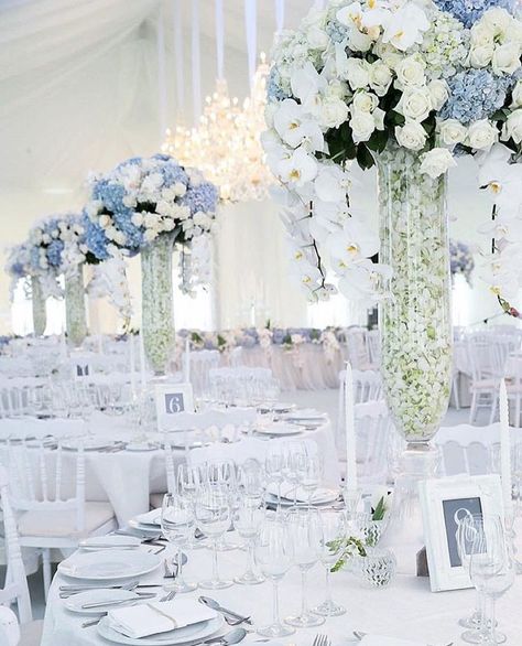 Wedding Centerpieces White Flowers, Wedding Centerpieces Tall, Wedding Centerpieces White, Coral Wedding Flowers, Blue Wedding Centerpieces, Blue Centerpieces, Wedding Reception Backdrop, Tall Wedding Centerpieces, Simple Bride