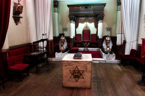 Freemason Lodge, Grand Lodge, Themed Rooms, Masonic Lodge, Dublin Ireland, Room Themes, Dublin, Old Things, The World