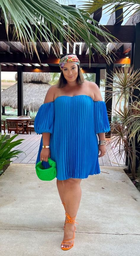 Night Out Plus Size Outfits, Plus Size Summer Outfits Big Stomach, Plus Size Summer Tops, Printed Blouses, Miami Outfits, Plus Size Kimono, Plus Size Summer Outfits, Monthly Subscription Boxes, Classy Dress Outfits