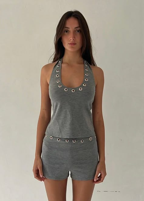 Eyelets Fashion Diy, Silver Metallic Outfits, Hook And Eye Top, Grommet Clothing, Eyelet Outfit, Eyelets Fashion, Diy Fashion Tops, Eyelet Shorts, Keyhole Top