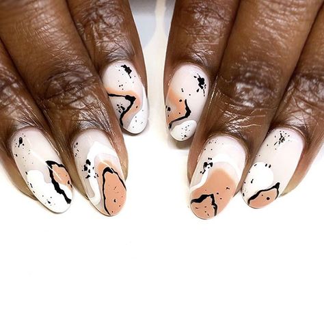 10 Incredibly Chic Abstract Nail Designs to Try - SoNailicious Checkered Nails, Modern Nail Art, Sheer Nails, Abstract Nails, Abstract Nail, Abstract Nail Art, Summer Manicure, Minimalist Nail Art, Modern Nails