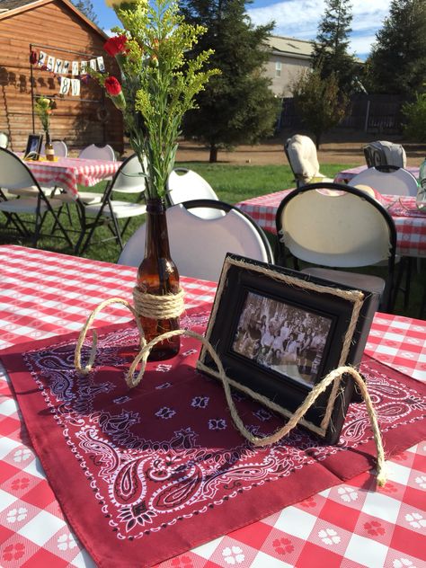 Western theme table decor Cowboy Theme Table Decor, Country Western Table Centerpieces, Western Table Decorations, Western Centerpieces, Western Table, Cowgirl Disco, Country Western Decor, Rodeo Baby, Western Birthday Party