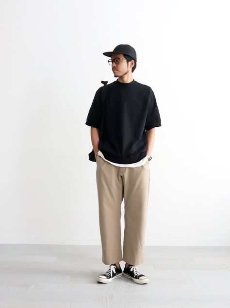 Japanese Outfits Men Street, Japan Outfit Ideas Men, Men’s Japanese Street Fashion, Normcore Outfits Men, Normcore Summer Outfits, Japanese Men Outfit, Japanese Men Style, Japan Outfit Men, Mens Japanese Fashion