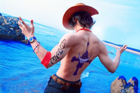 Portgas D Ace One Piece Cosplay Female Ace One Piece Cosplay, Ace Cosplay One Piece, Portgas D Ace Aesthetic, Female Ace One Piece, Portgas D. Ace Hot, Ace D Portgas, Ace Outfit, Ace Portgas D, Ace Cosplay