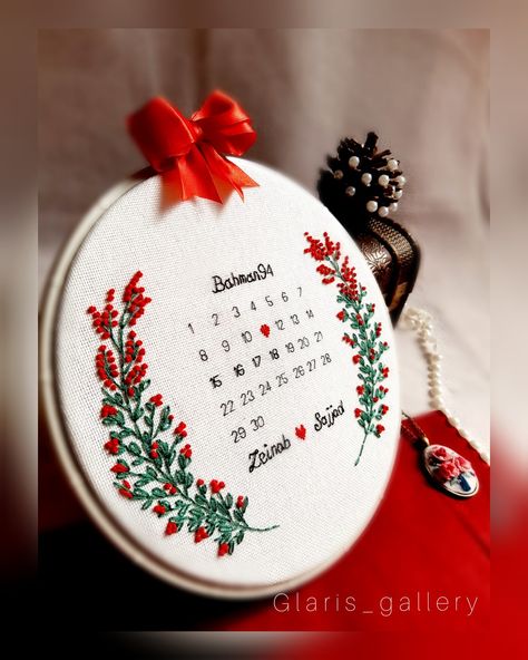 Calendar Hoop Embroidery Pattern, Embroidery Calendar Pattern, Calender Embroidery Patterns, Embroidery Calendar, Calendar Embroidery, Diy Embroidery Flowers, Wedding Embroidery Hoop, Embroidery Hoop Art Diy, Embroidery Stitches Beginner