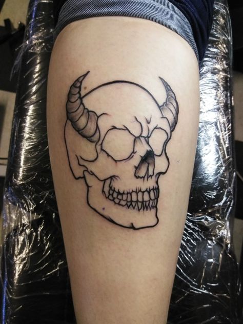 Skull tattoo with horns that i started.   Client tapped before i could finish it Horned Skull Tattoo, Skull With Horns Tattoo, Apprentice Tattoos, Horns Tattoo, Skeleton Artwork, Skull With Horns, Gorilla Tattoo, Simple Skull, Dark Things