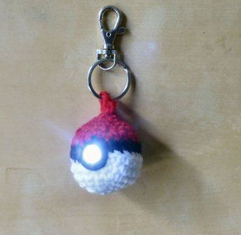 Crochet Pokeball, Crochet Pokemon, Ravelry Crochet, Keychain Pattern, Red Yarn, Magic Circle, Crochet Keychain, Yarn Needle, Chain Stitch