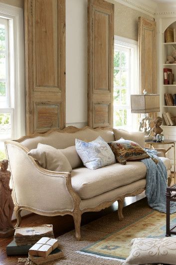 33 Beige Living Room Ideas | Decoholic French Country Living, French Sofa, Interior Shutters, Beige Living Rooms, Linen Sofa, French Interior, Design Del Prodotto, French Country House, French Furniture