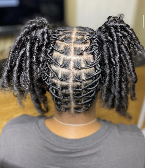 Locs Hairstyles For Women 2 Strand Twist, Female Loc Styles Black Women, Retwist Styles, Locs Starter, Locs Retwist, Female Dreadlocks Styles, Short Dreadlocks Styles, Short Box Braids Hairstyles, Braided Hairstyles For Black Women Cornrows