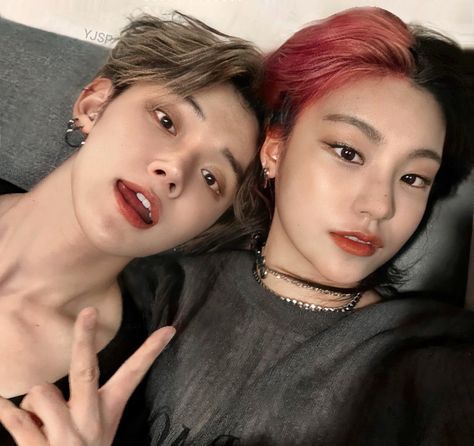 Yeji And Yeonjun Edit, Yeji And Yeonjun, Yeosu, It'z Me, Wheein Mamamoo, Bias Kpop, Kids Mood, Winter Photoshoot, Kpop Couples