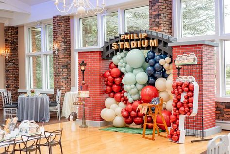 Tornado Party, Baseball Tailgate, Football Birthday Party Ideas, Baseball Theme Birthday Party, Baseball Theme Birthday, Church Anniversary, Bee Wedding, Sports Birthday Party, Football Birthday Party