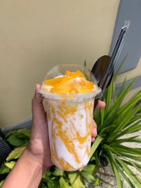 Fruit Shake Aesthetic, Jus Mangga Aesthetic, Mango Smoothie Aesthetic, Smoothies Aesthetic, Mango Thai, Bubble Tea Menu, Juice Bar Design, Resep Smoothie, Fruit Smoothie Recipes Healthy