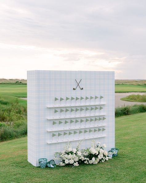 Krishel & Chris celebrated their nuptials overlooking the iconic views of Kiawah island this past week. Reveled by the most gorgeous sunlight and good company of their people, they celebrated with a putting contest on the green, custom touches of their love for golf & a coastal design to highlight the Ocean Course’s nuances. So much more to come from this special day🤍 @kiawahresort @engagingevents @_theluxeandco @eventworksrentals @enzoani @annamarieartistry_ @unitedinpaint @charlestonglow @... Golf Themed Seating Chart, Golf Course Weddings, Golf Course Wedding Reception, Golf Course Wedding Ceremony, Golf Wedding Theme, Ceremony Florals, Golf Wedding, Industry Design, Golf Course Wedding