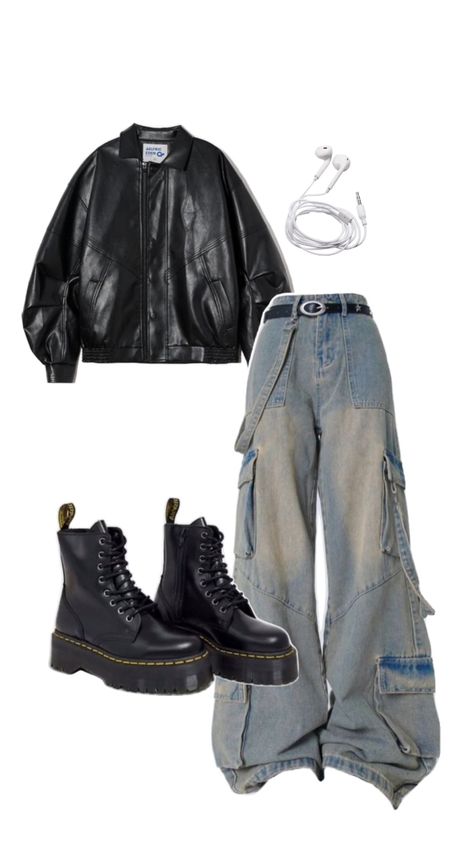 cool outfit (so sirius black coded) Sirius Black Outfit, Cool Outfit, Baggy Style, Baggy Pants, Sirius Black, Baggy Pant, Doc Martens, Pants Jeans, Casual Style Outfits