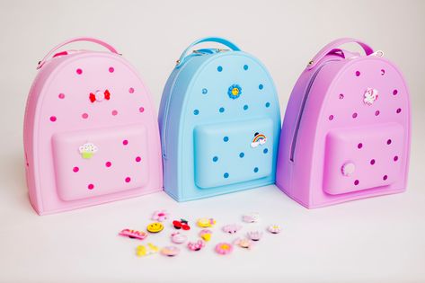 Listing is for one bag Bag Size 22*25*16cm Croc Charm Backpack Bag Three colors to choose from.  Made from silicone and very easy to clean. Croc Bag, Crocs Fashion, Croc Charms, Cute Purses, Backpack Bag, One Bag, Bag Bag, Backpack Purse, Baby Love