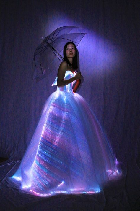 White Neon Dress, Flowing Prom Dress, Glow In The Dark Prom Dresses, Glow In The Dark Dresses, Light Up Outfits, Glow In The Dark Wedding Dress, Light Up Clothing, Led Wedding Dress, Northern Lights Dress