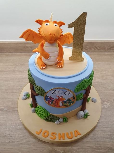 Zog Birthday Party, Zog Birthday Cake, Gruffalo Party, Fondant Decorations, Crazy Cakes, 1st Birthday Cake, Birthday Cake Kids, 2nd Birthday Parties, 4th Birthday